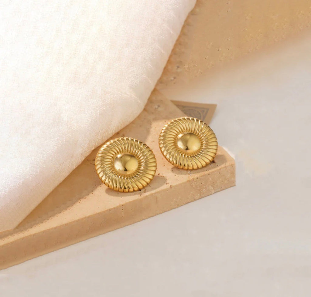 Bold Studs