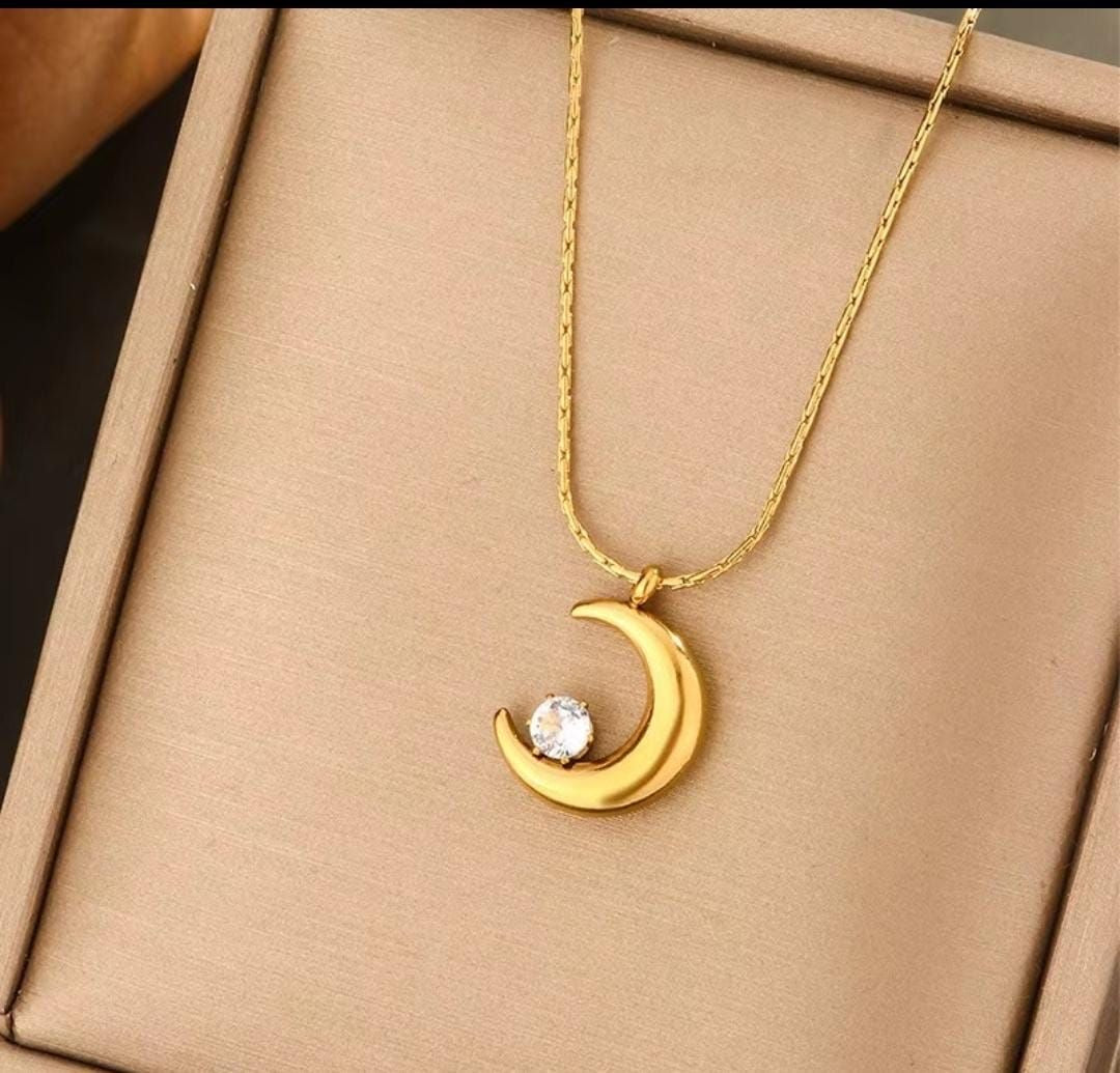 Half Moon chain